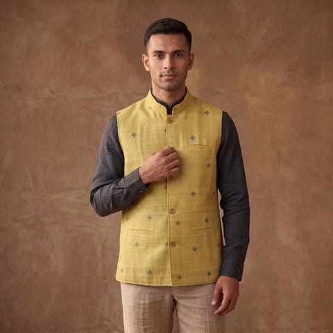 Handwoven Cotton Nehru Jacket for Men in Jamdani Buti of Srikakulam 09