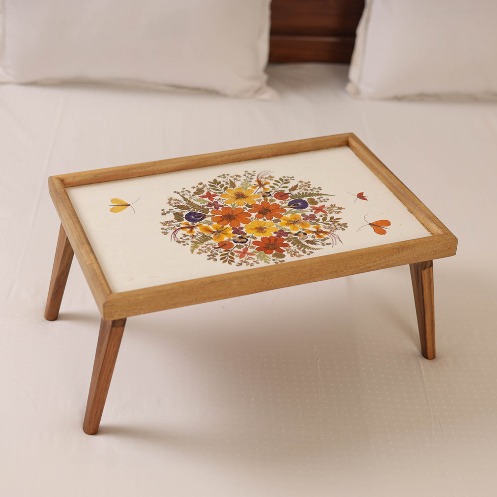 Flower Art Work Wooden Breakfast Table with Folding Legs (14 x 21 x 10 in)