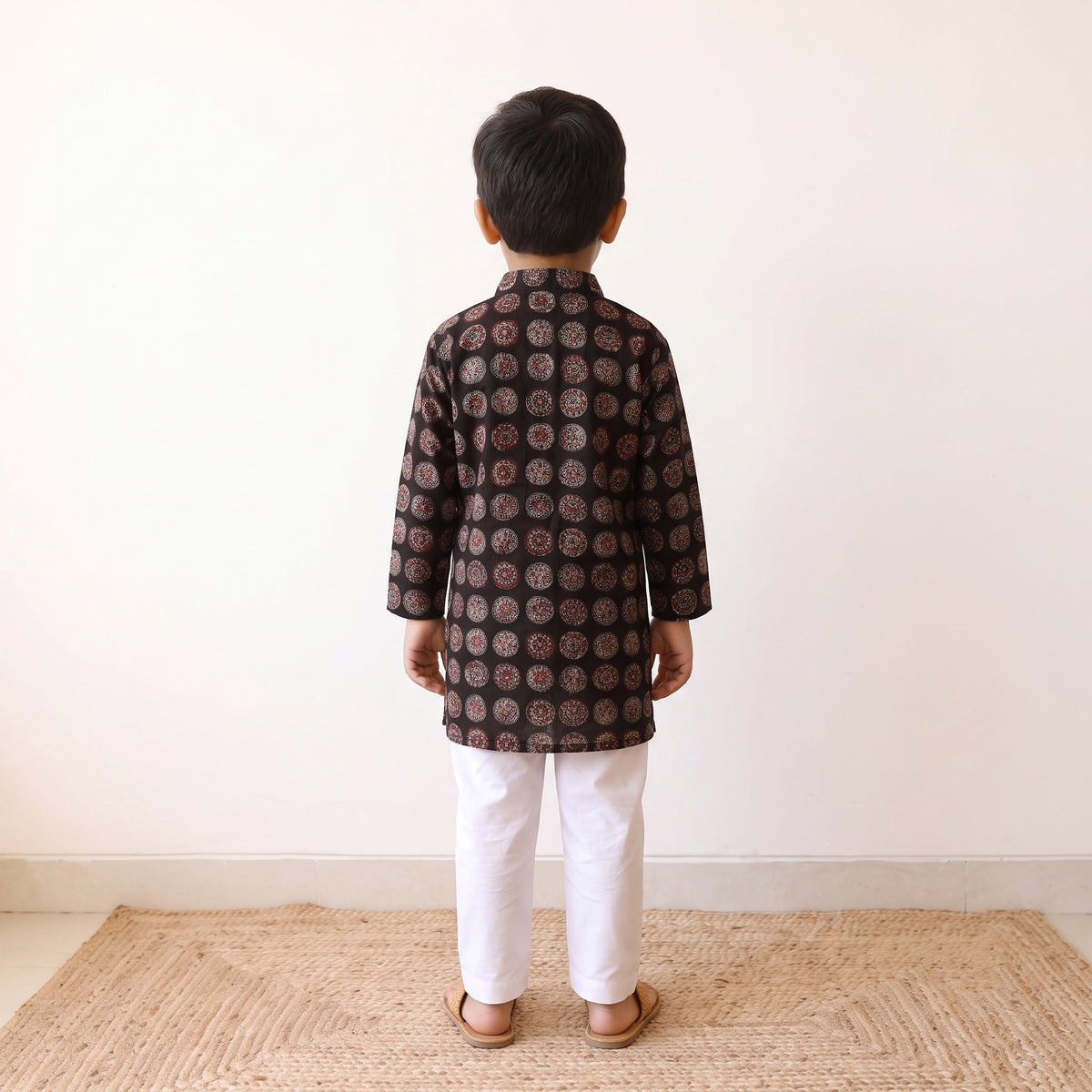 Black - kids pure cotton kurta in bagru block prints (3-4
