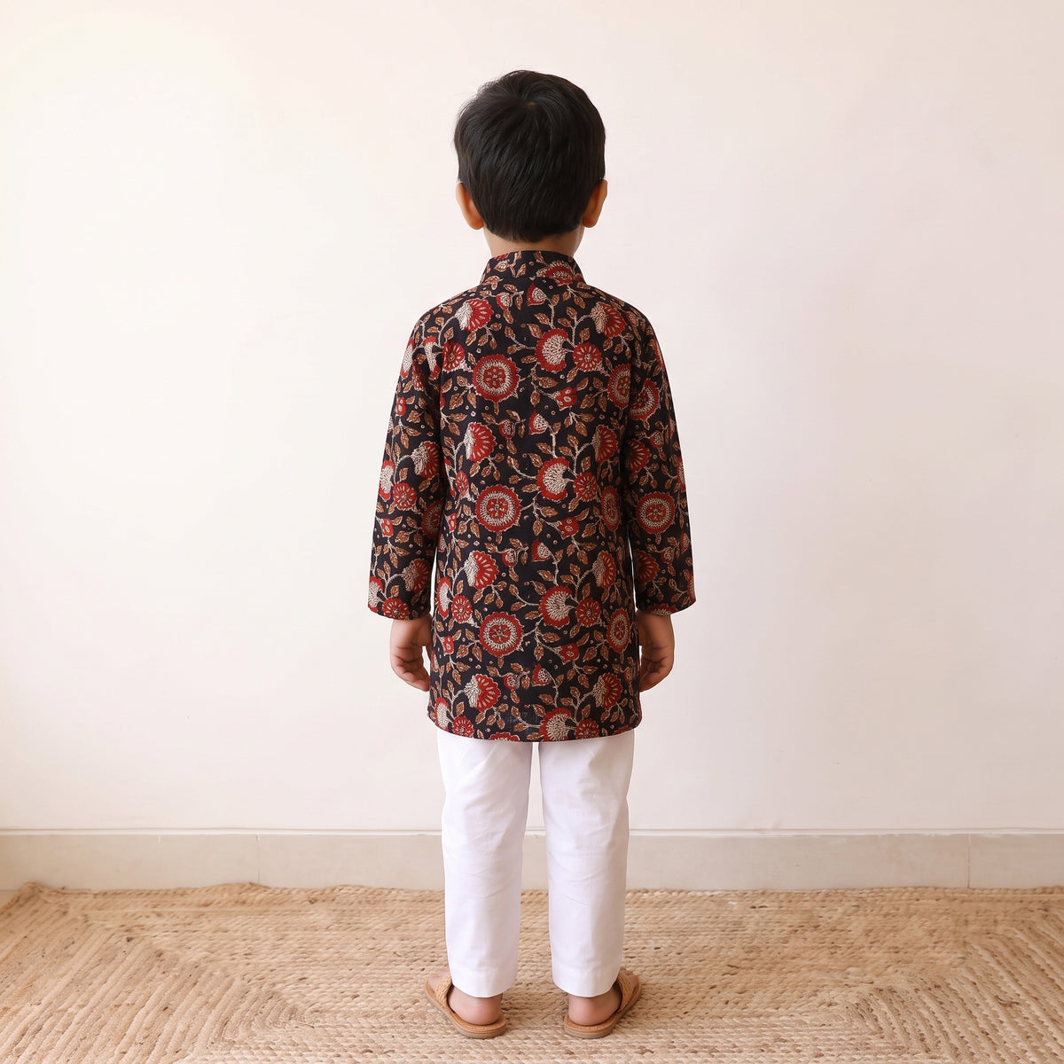 Black - kids pure cotton kurta in bagru block prints (3-4