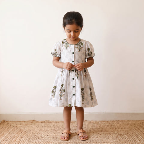 White - Pure Cotton Girls Frock Dress in Sanganeri Floral Prints (3-4 Years) 23
