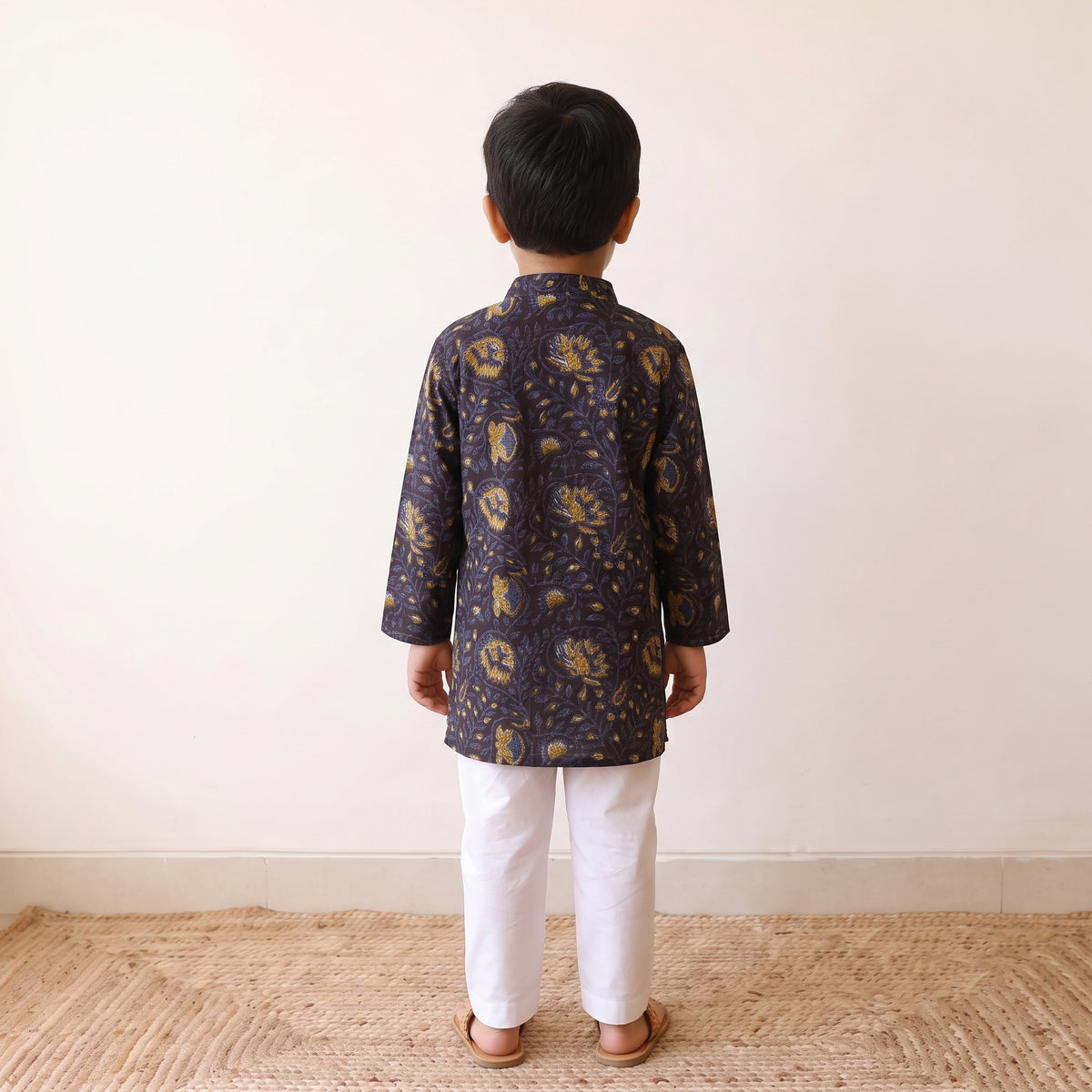 Black - kids pure cotton kurta in bagru block prints (3-4