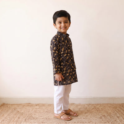 Black - kids pure cotton kurta in bagru block prints (3-4