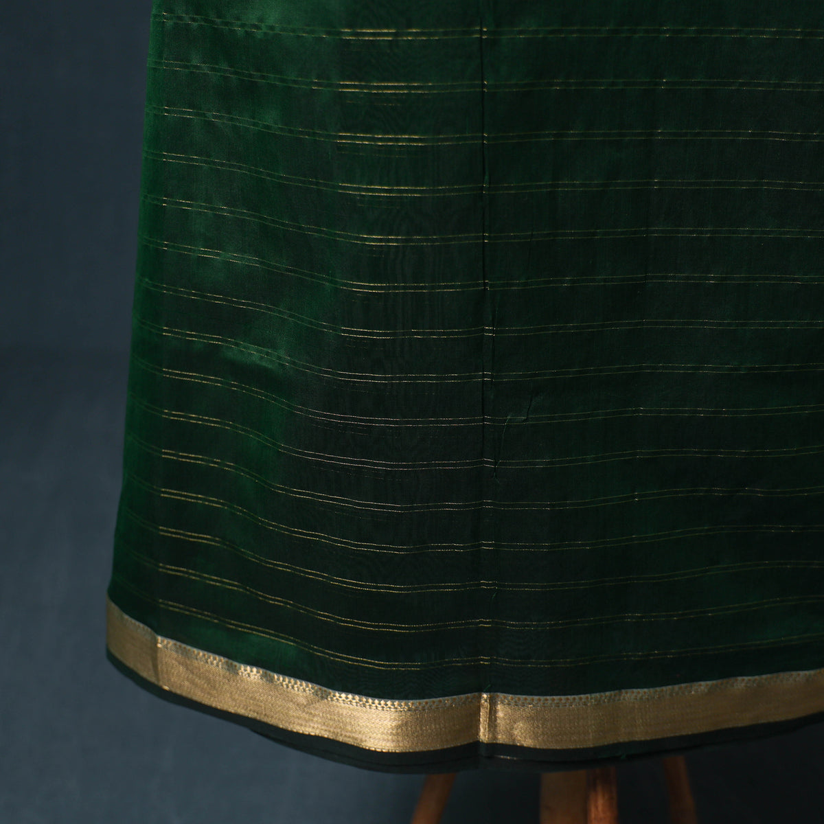 Handloom Maheshwari Silk Zari Checks Unstitched Dress Material: Kurta with Dupatta 05