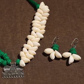 Buy Multicolor Handmade German Silver Shell Necklace Set