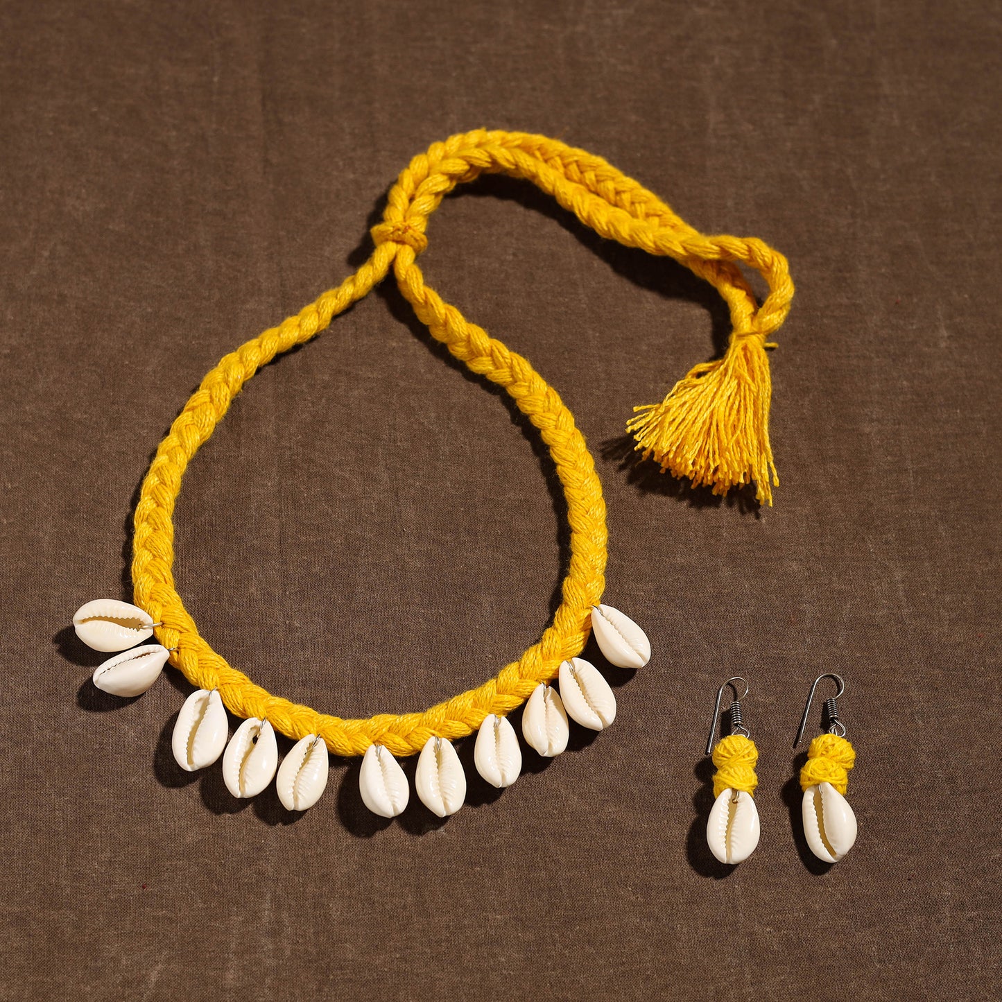 Buy Handmade Thread Braided Shell Necklace Set