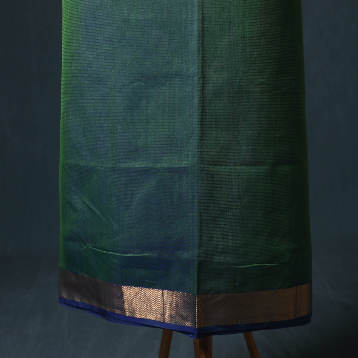 Handloom Maheshwari Silk Unstitched Dress Material: Kurta with Zari Buti Dupatta 19