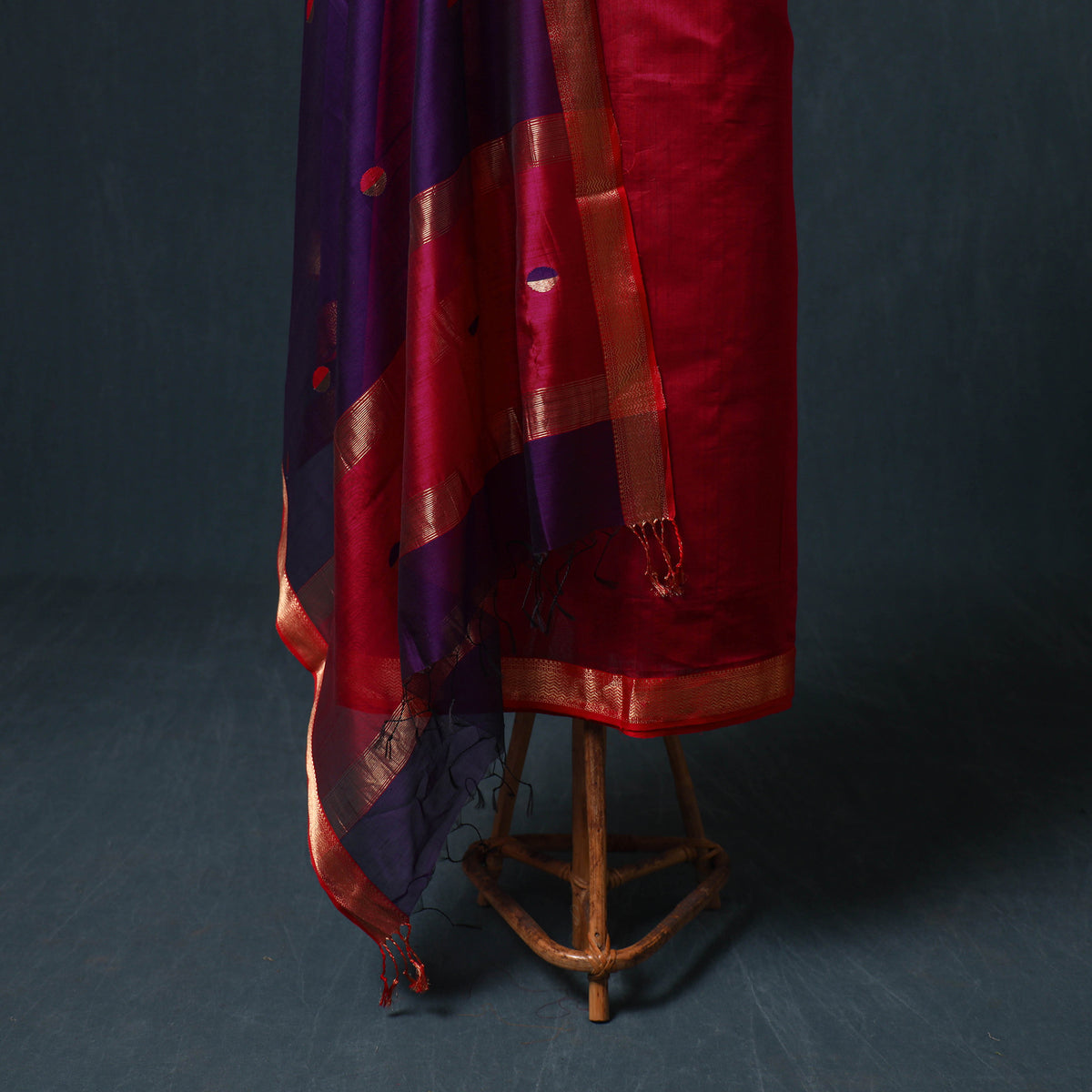 Handloom Maheshwari Silk Unstitched Dress Material: Kurta with Buta Dupatta 22