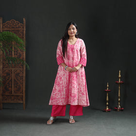 Hand Batik Print Cotton A-Line Long Kurta for Women 06