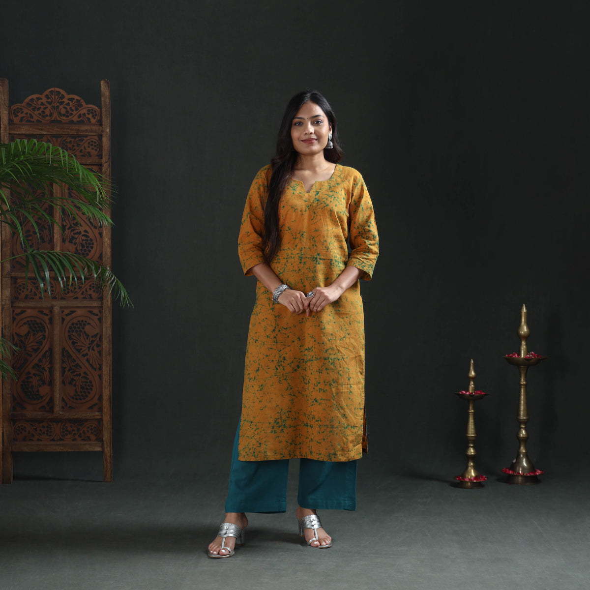 Hand Batik Print Cotton Straight Long Kurta for Women 08