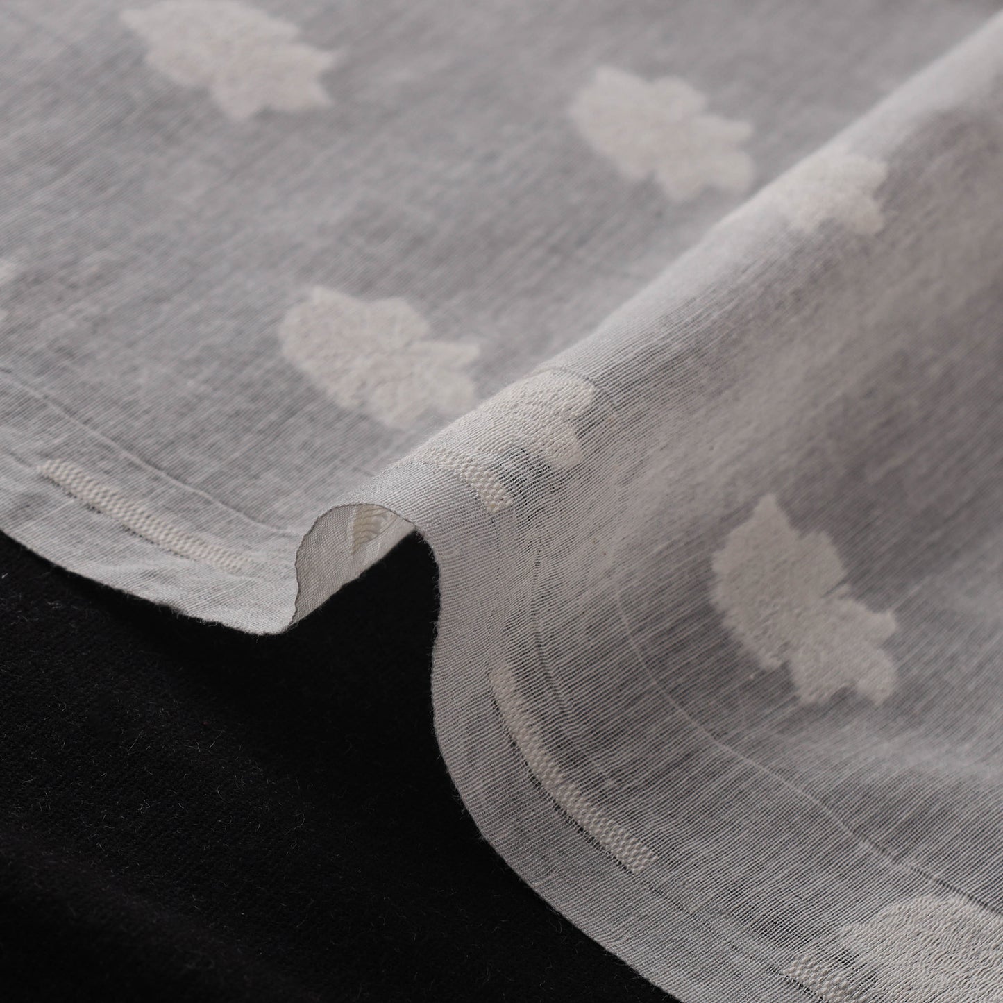 Banarasi Handwoven Cutwork Buti Cotton Fabric 03