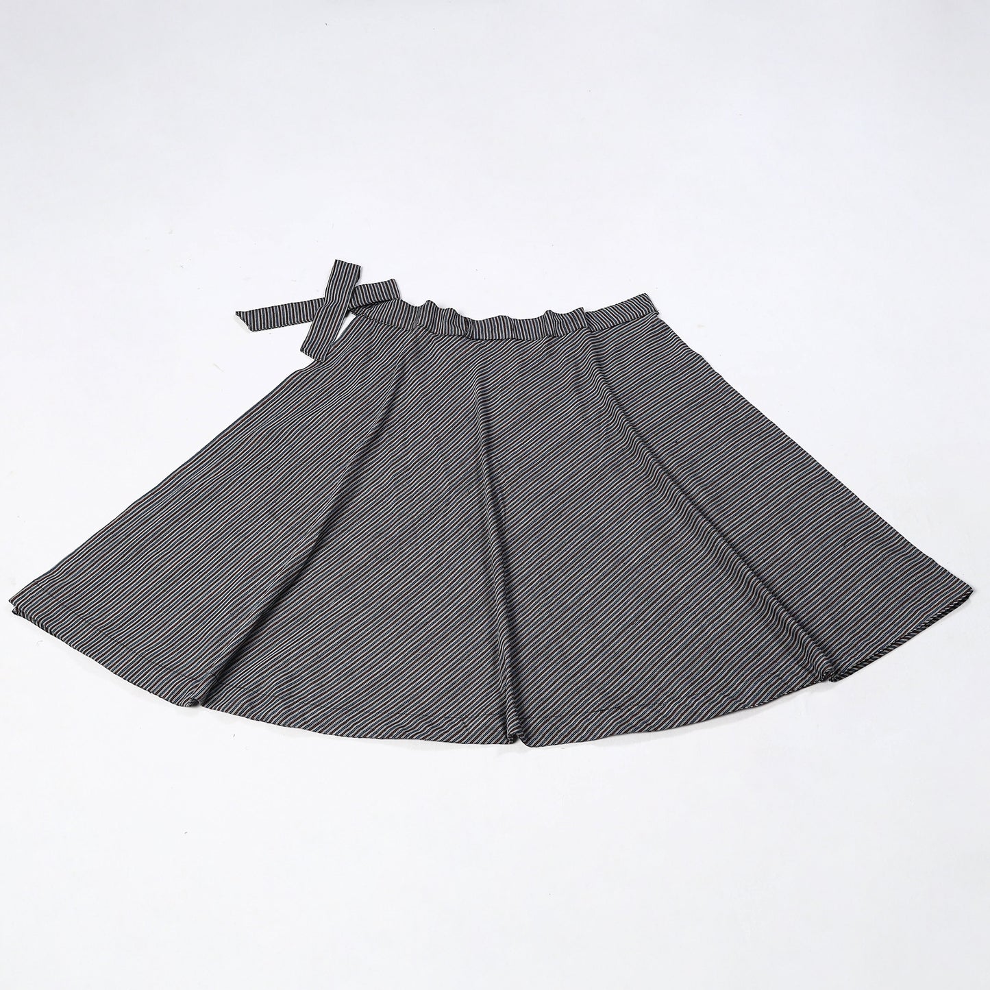 Black - Jhiri Handloom Cotton Wrap Around Plain Skirt 05