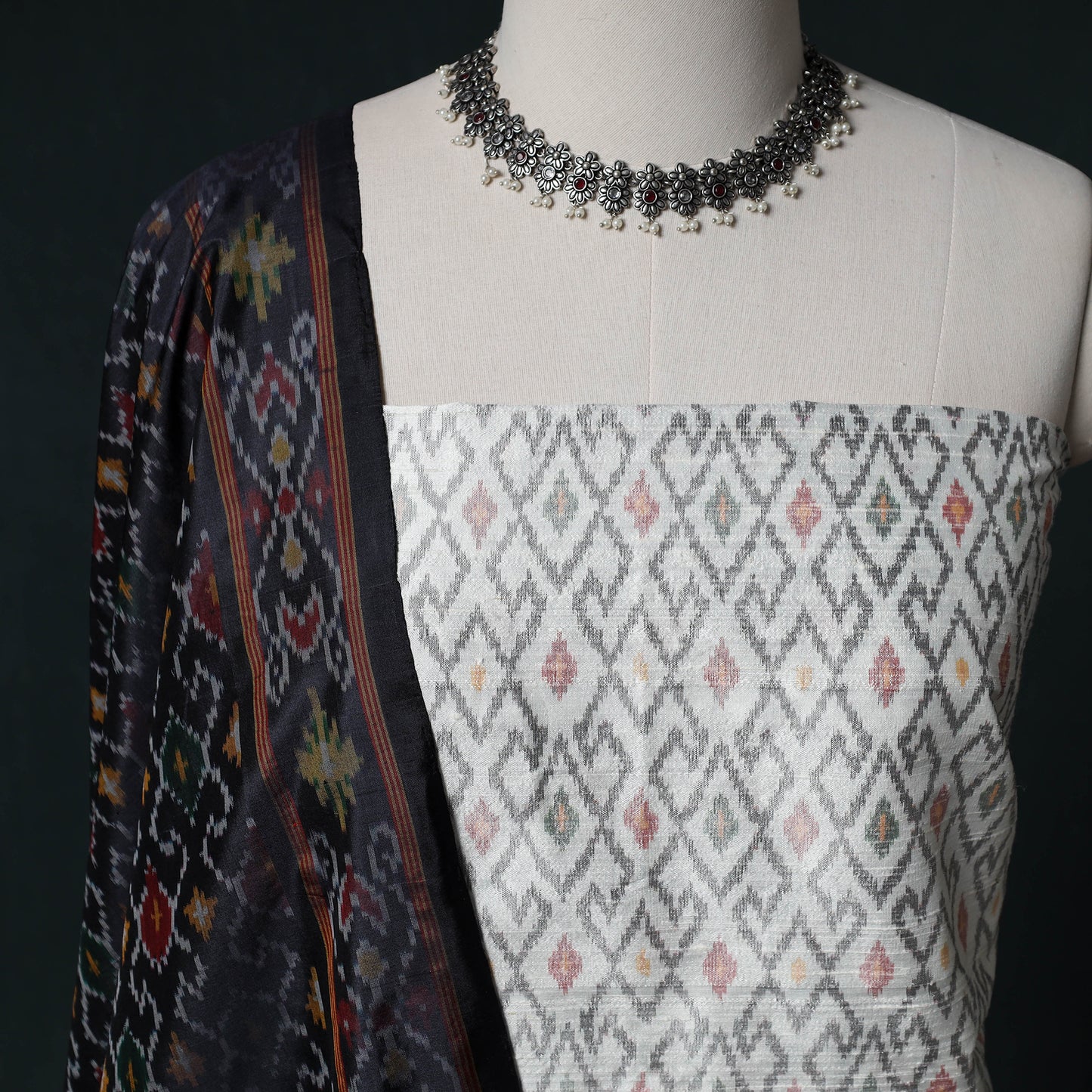 Pochampally Ikat Handwoven Pure Silk 2pc Unstitched Dress Material Kurta Set 01