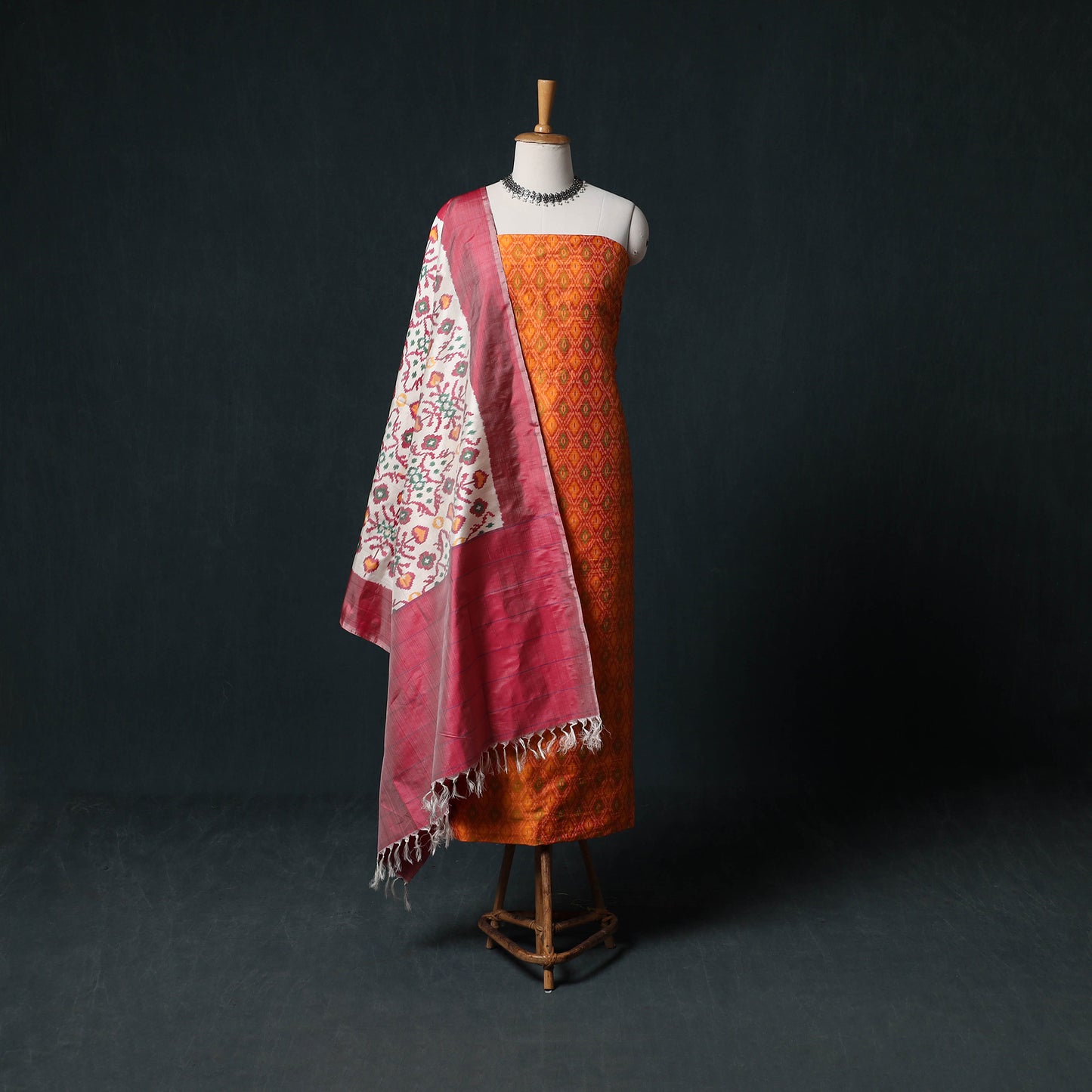 Pochampally Ikat Handwoven Pure Silk 2pc Unstitched Dress Material Kurta Set 04
