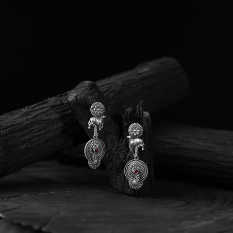 Red - saanjh bela bloom & nandi oxidised earrings