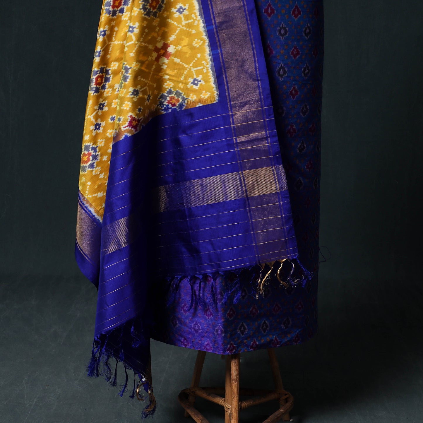 Pochampally Ikat Handwoven Pure Silk 2pc Unstitched Dress Material Kurta Set 28