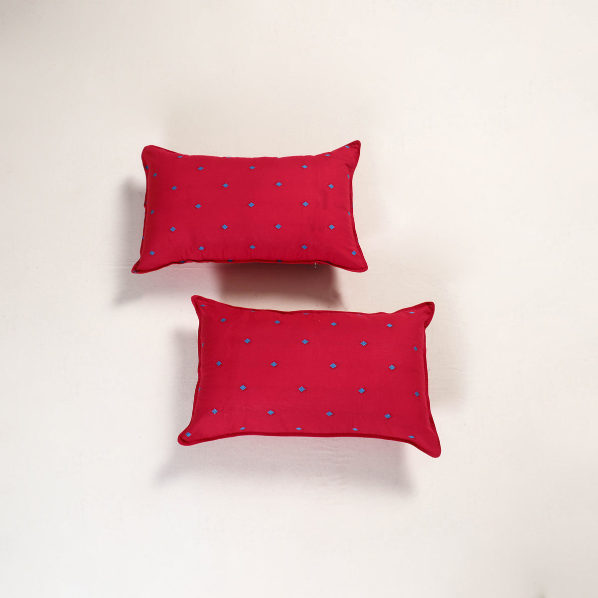 Red - jacquard pillow covers (set of 2) 65 - handcrafted