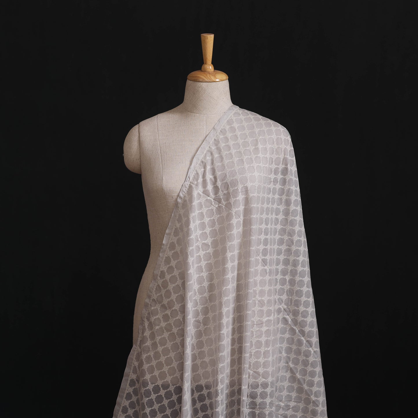 Banarasi Handwoven Cutwork Buti Cotton Fabric 05