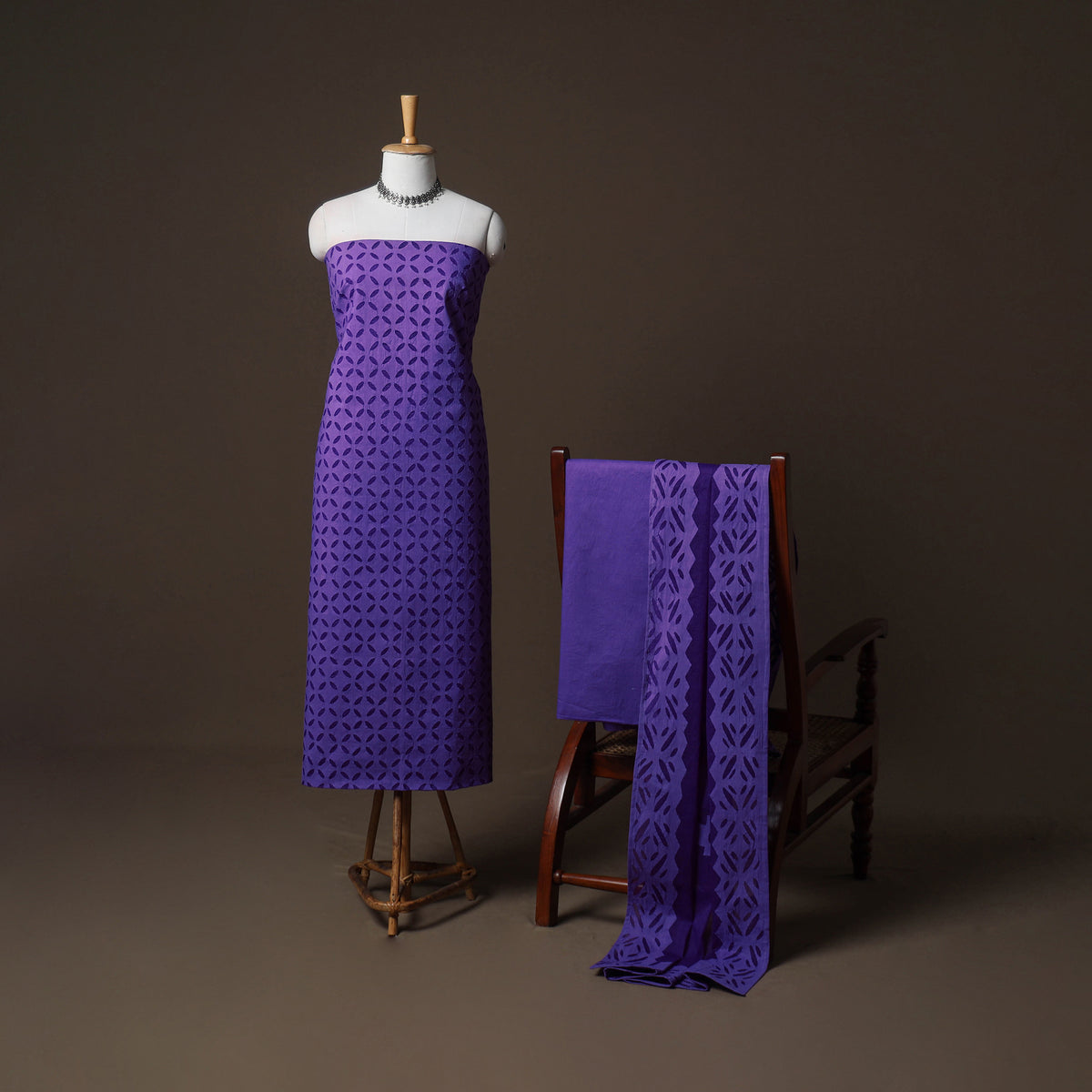 Applique Cutwork Cotton Unstitched Dress Material: Kurta, Bottom & Dupatta 07