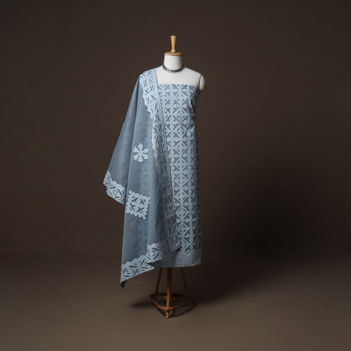 Applique Cutwork Cotton Unstitched Dress Material: Kurta, Bottom & Dupatta 08