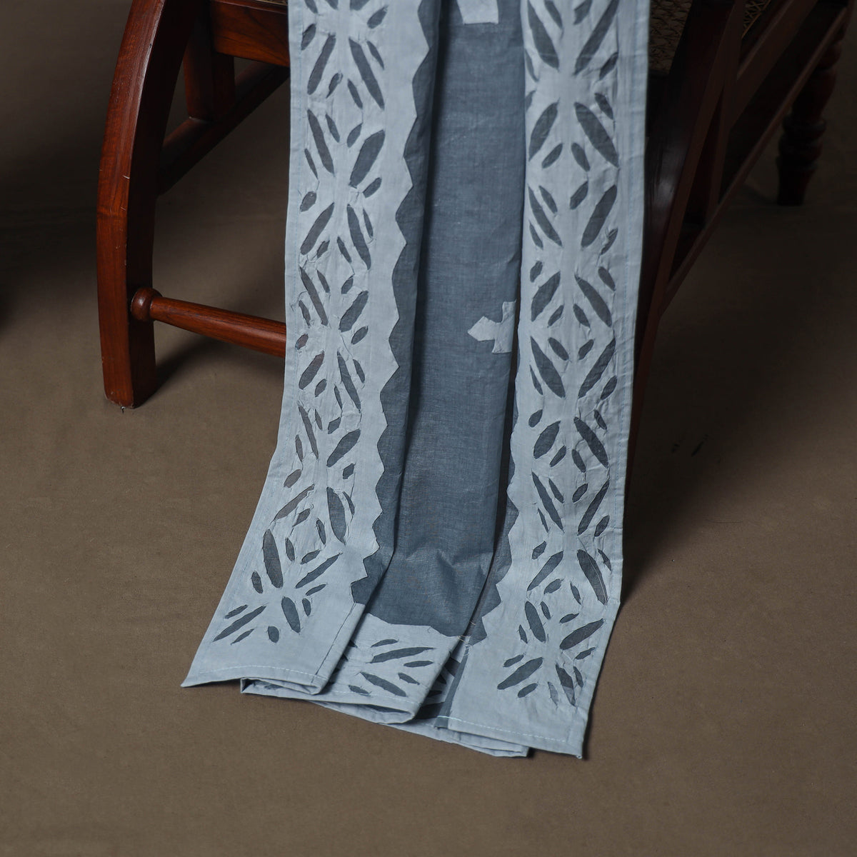 Applique Cutwork Cotton Unstitched Dress Material: Kurta, Bottom & Dupatta 08