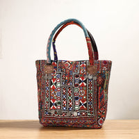 embroidery shoulder bag