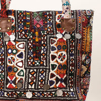 embroidery shoulder bag