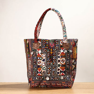 embroidery shoulder bag