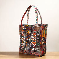 embroidery shoulder bag