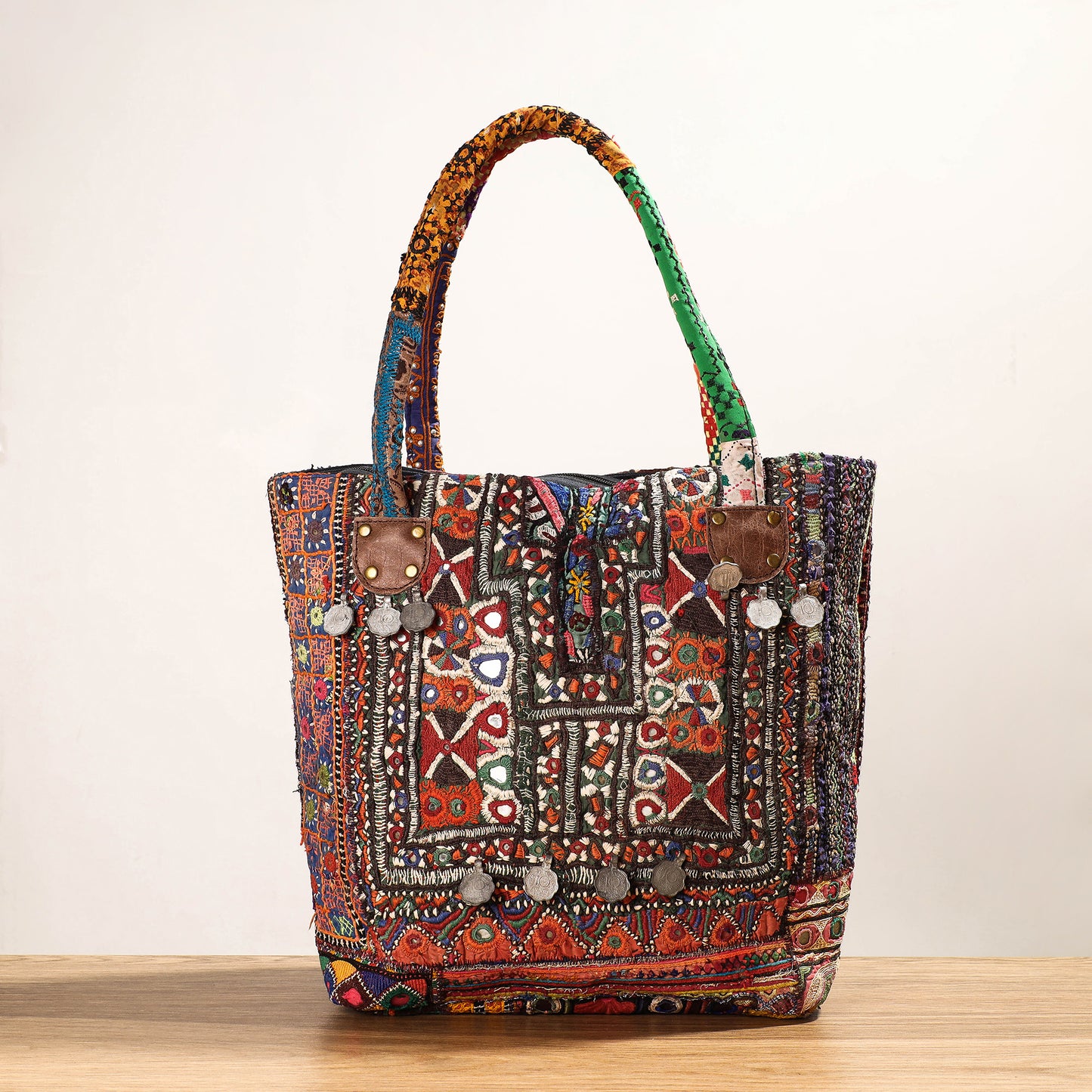 embroidery shoulder bag