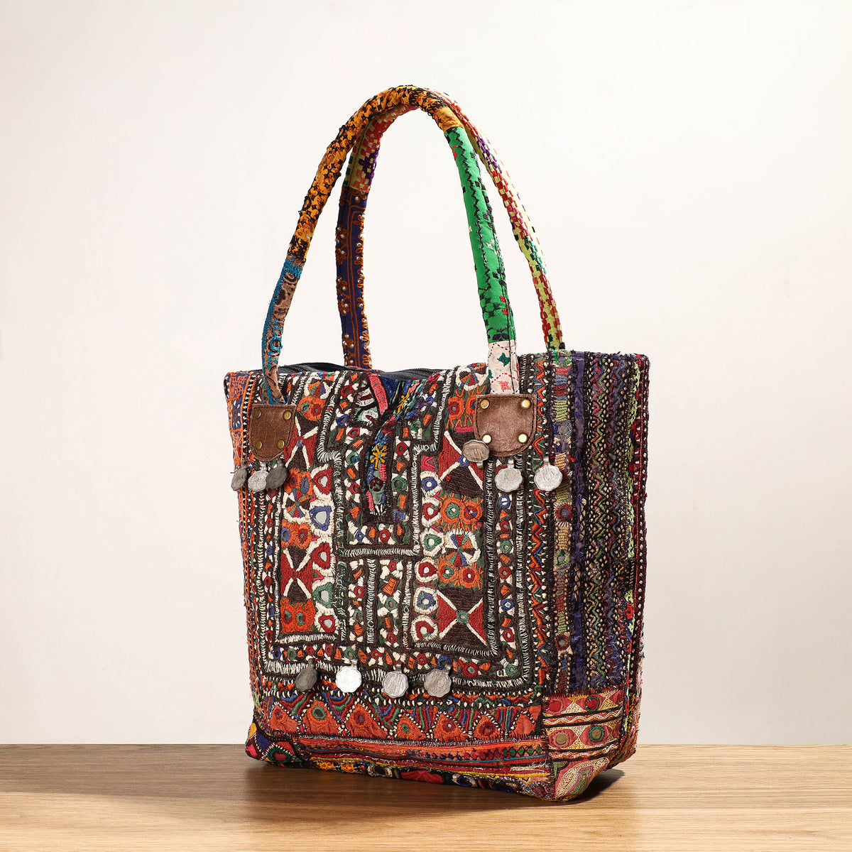 embroidery shoulder bag