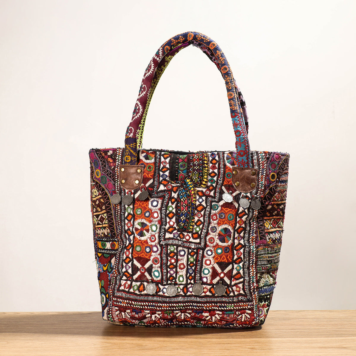 embroidery shoulder bag