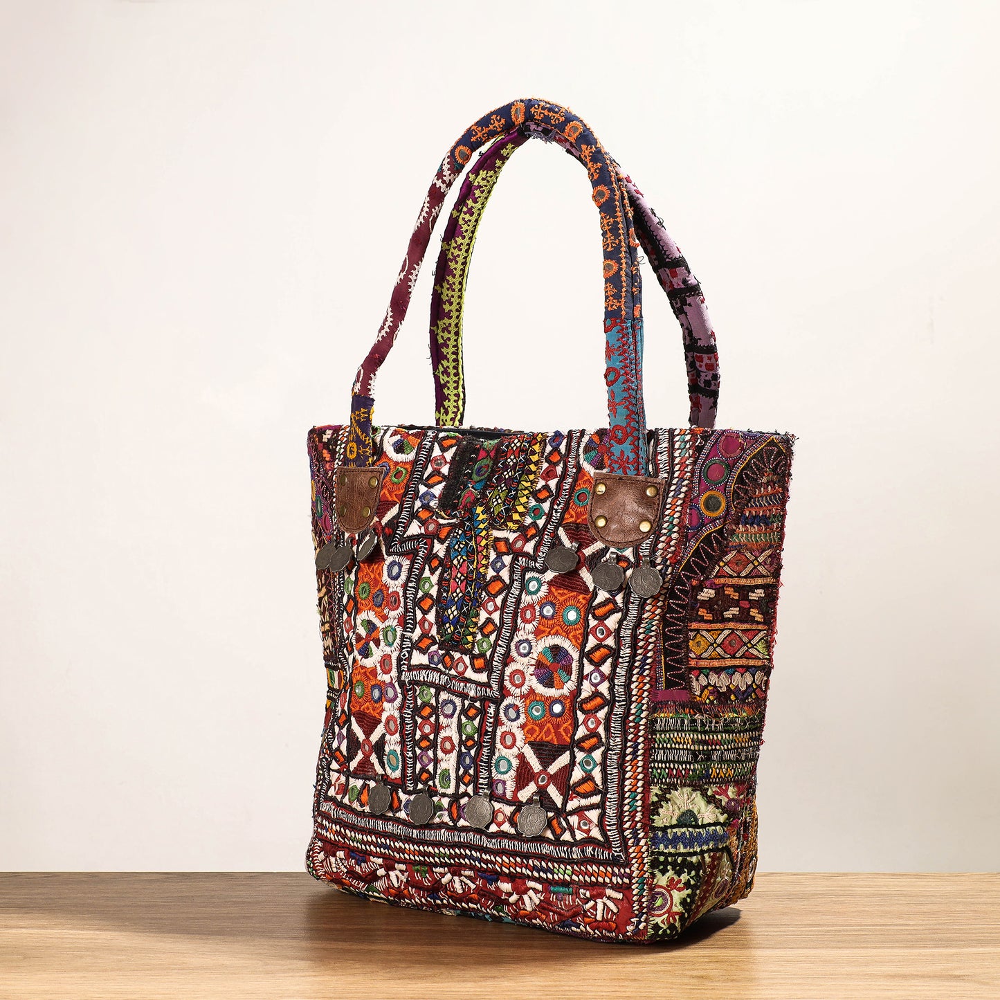 embroidery shoulder bag