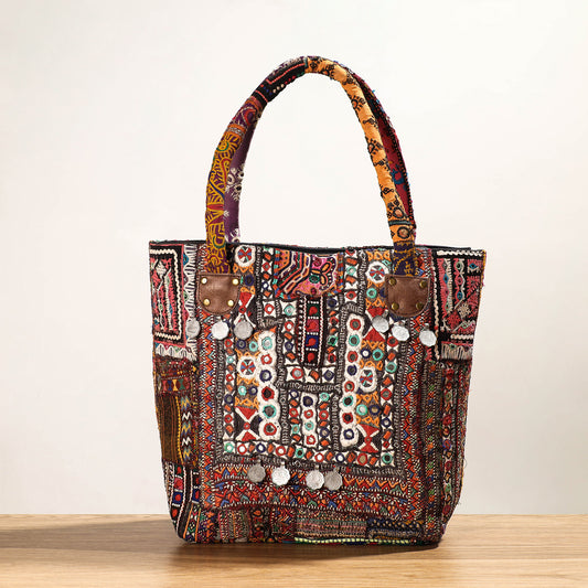 embroidery shoulder bag