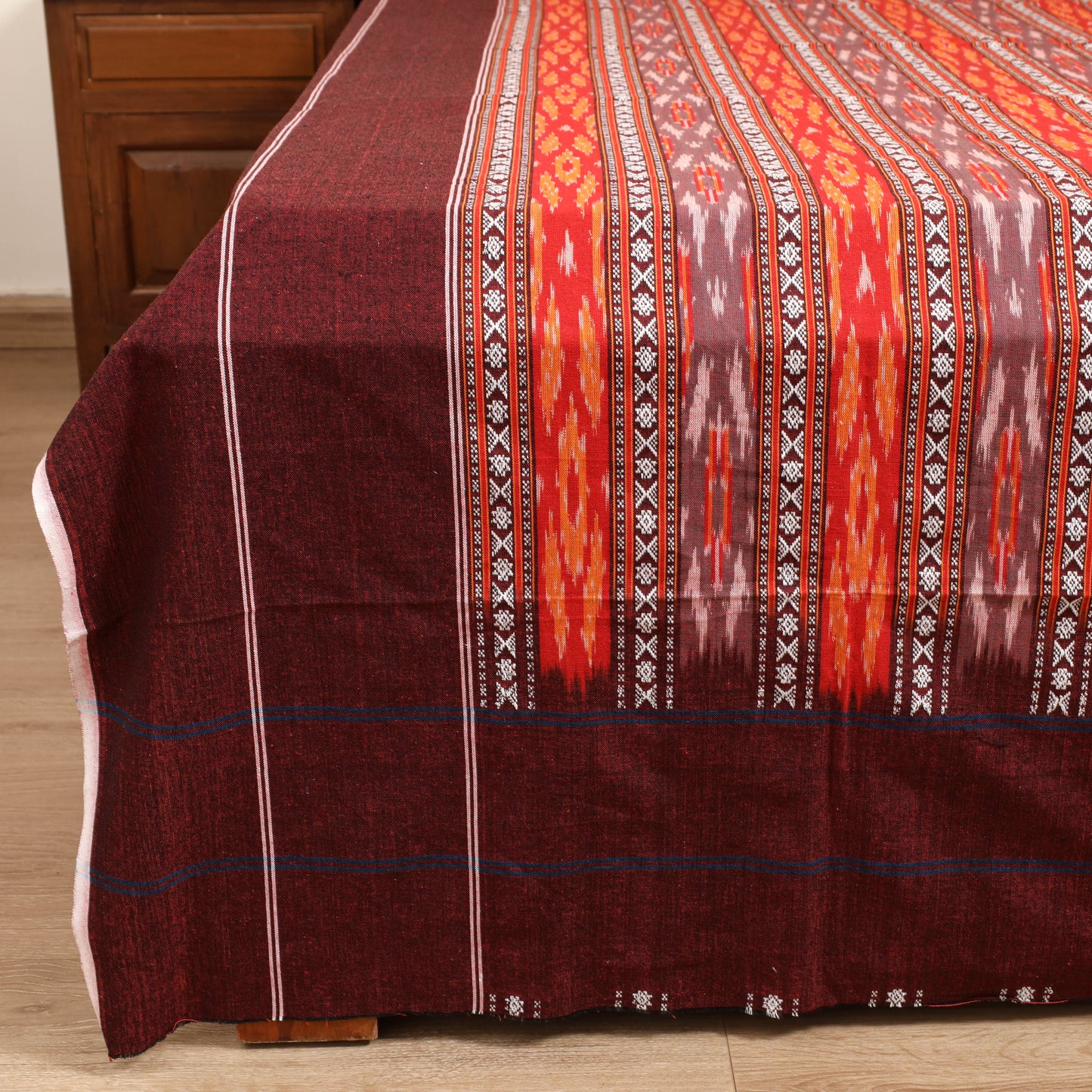 Pochampally Dabi Ikat Cotton Double Bedsheet Set (108 x 90 in) 10