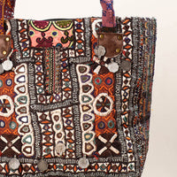 embroidery shoulder bag