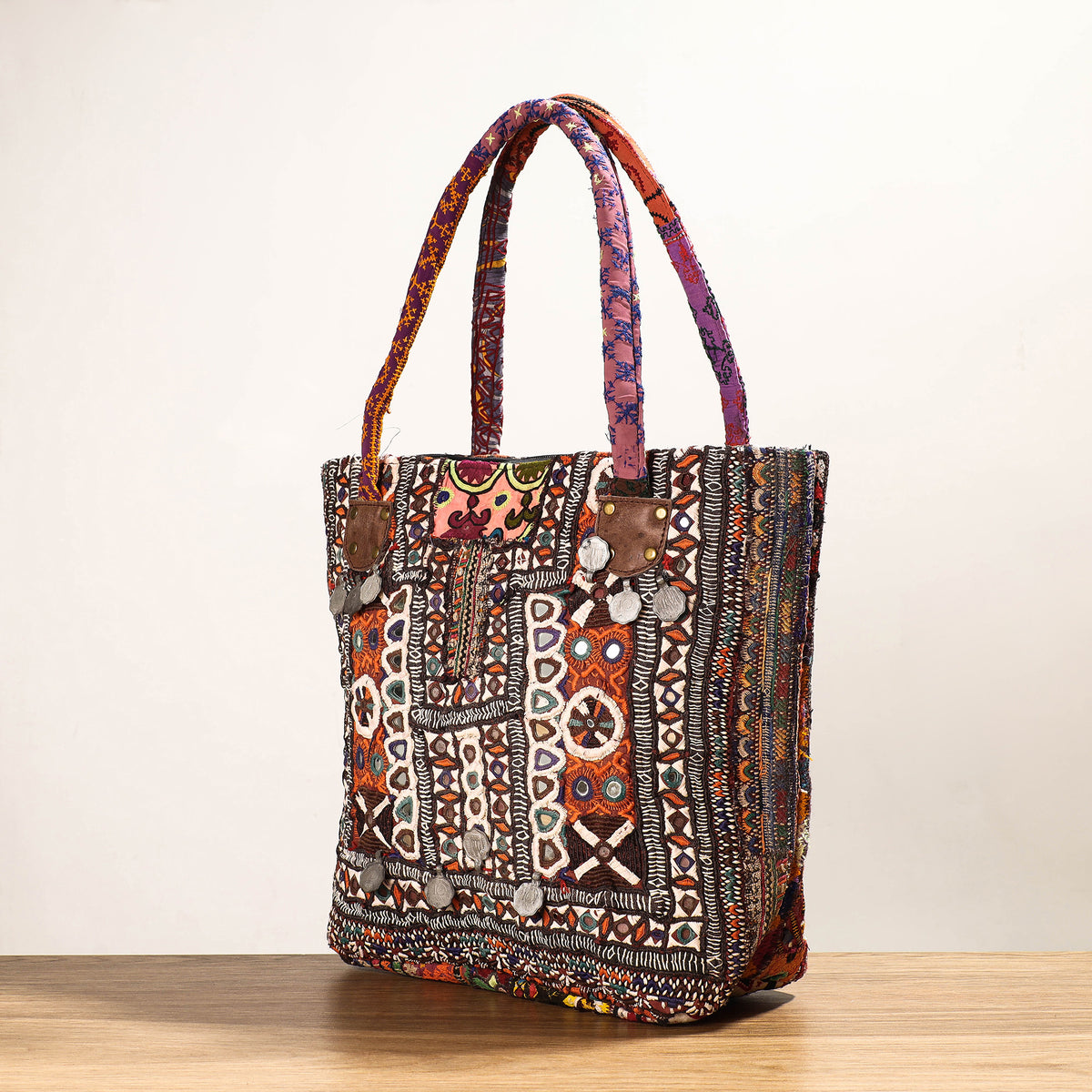 embroidery shoulder bag