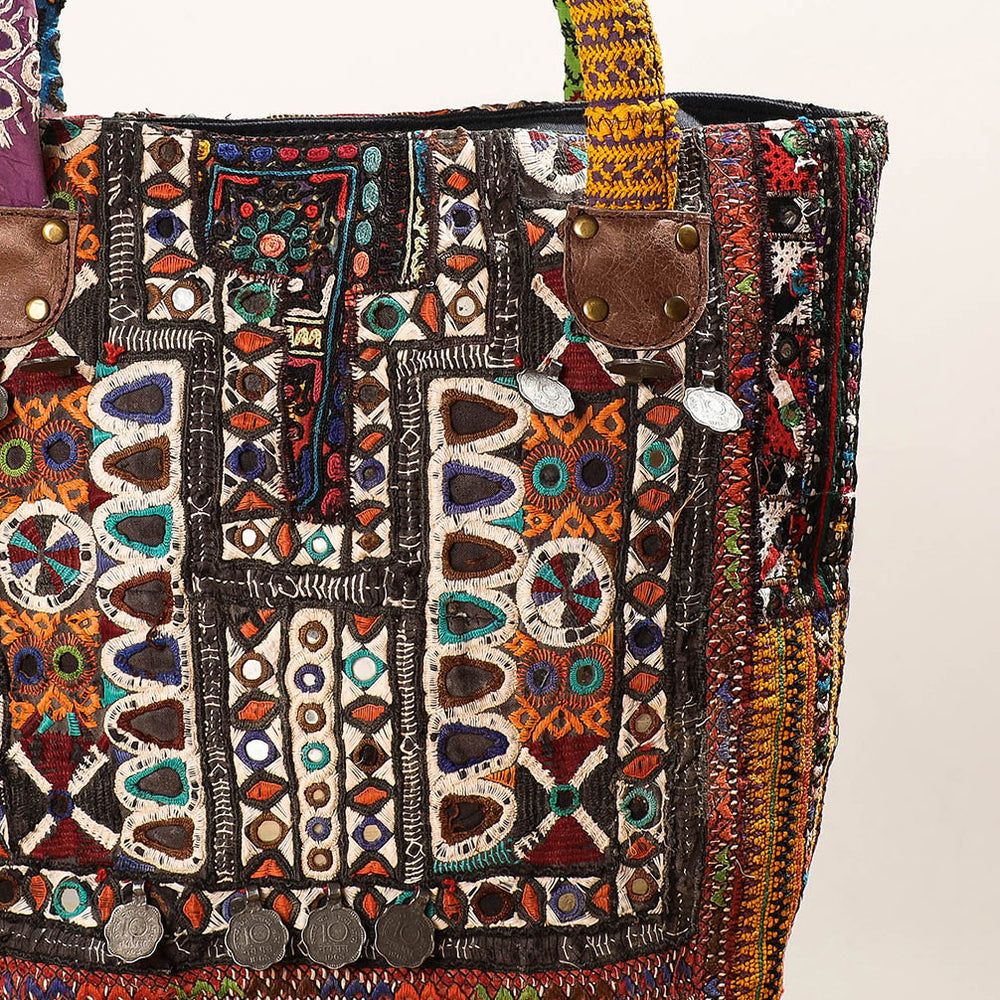 embroidery shoulder bag