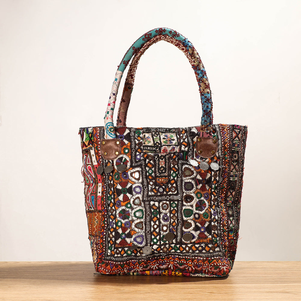 embroidery shoulder bag