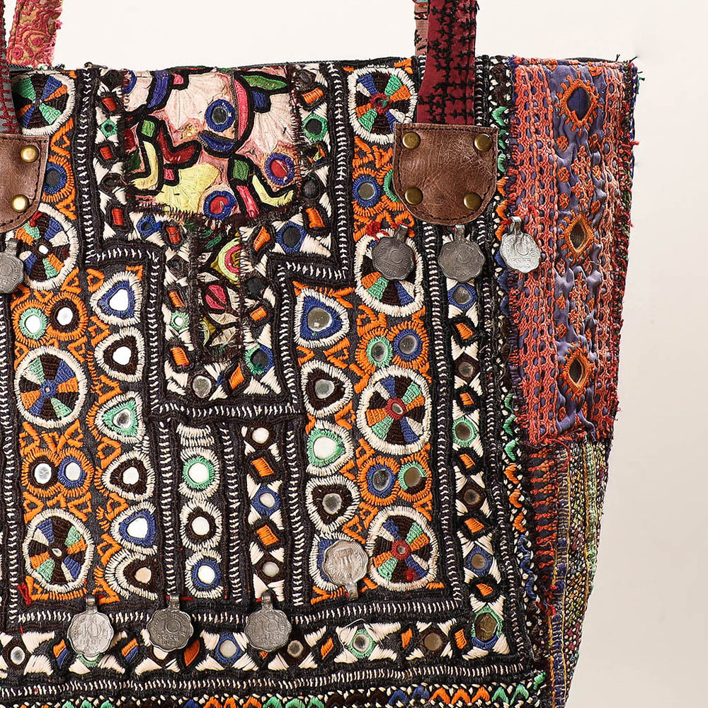 embroidery shoulder bag