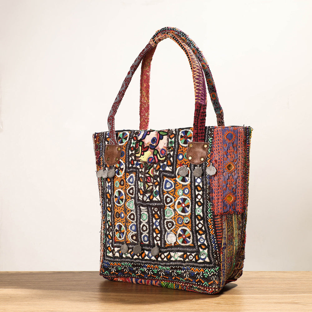 embroidery shoulder bag