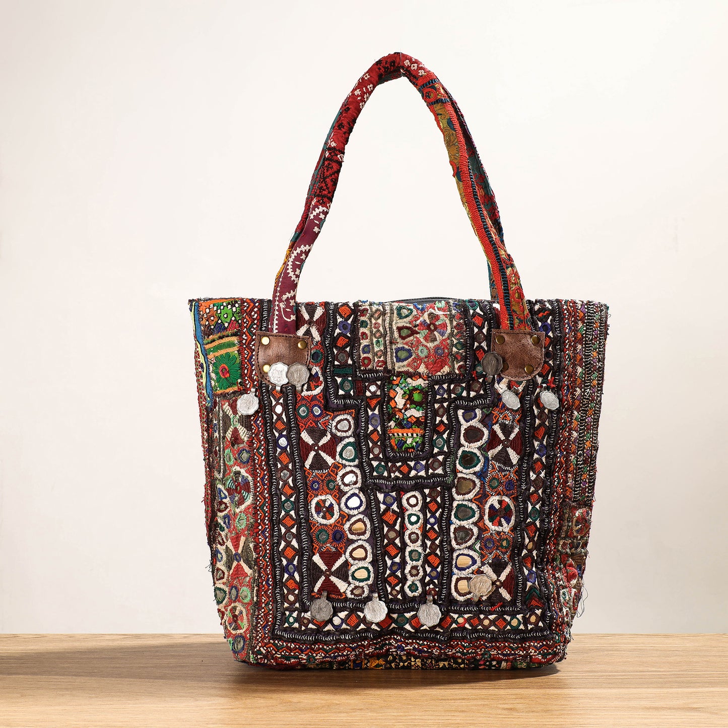 embroidery shoulder bag