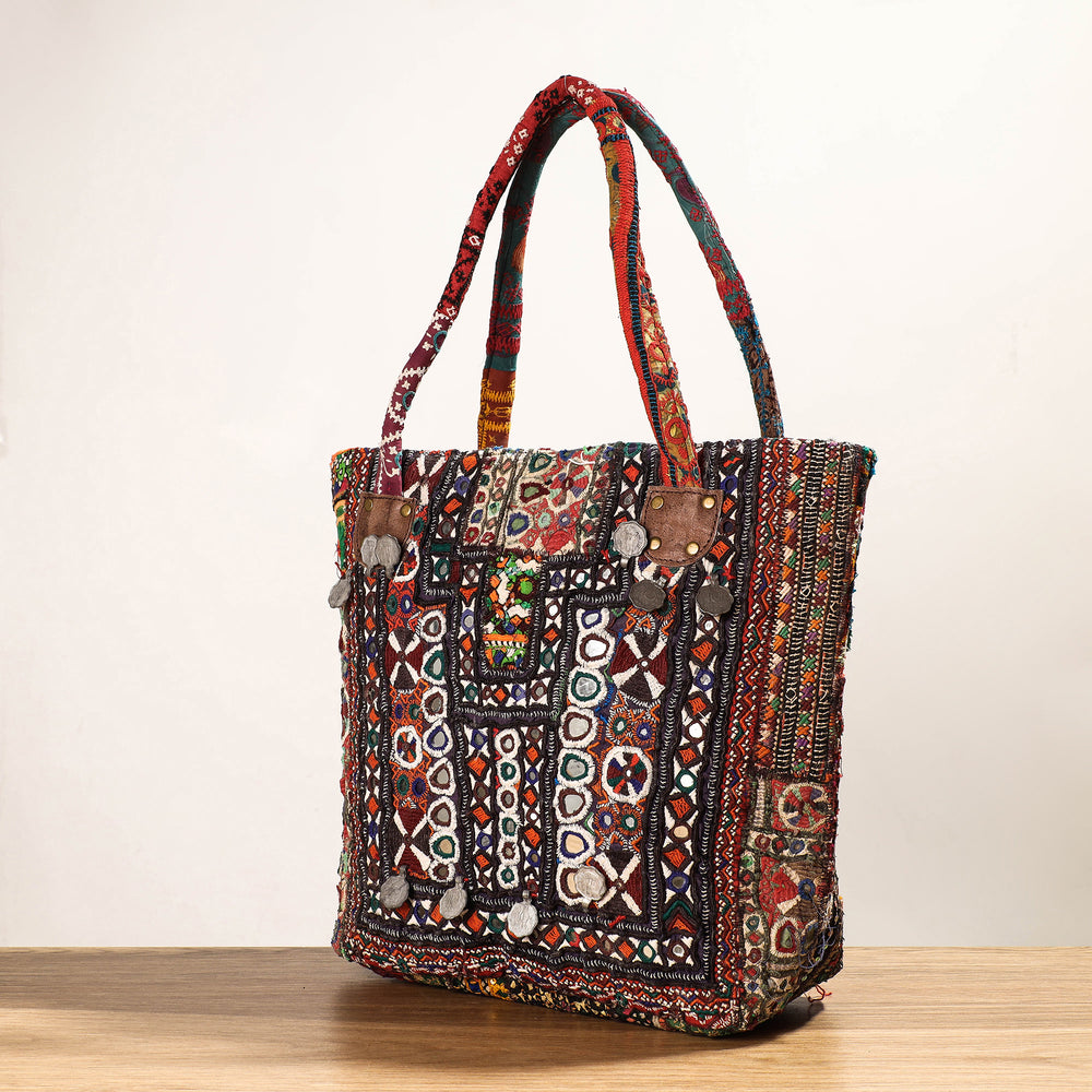 embroidery shoulder bag