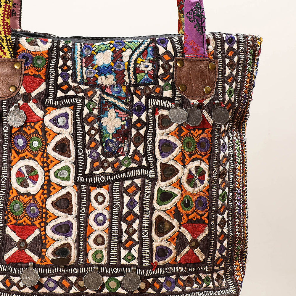 embroidery shoulder bag