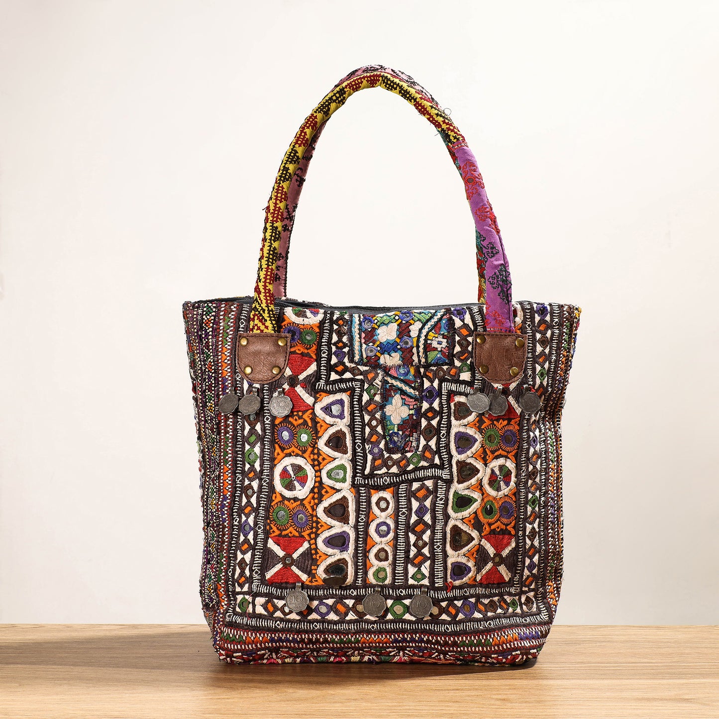 embroidery shoulder bag