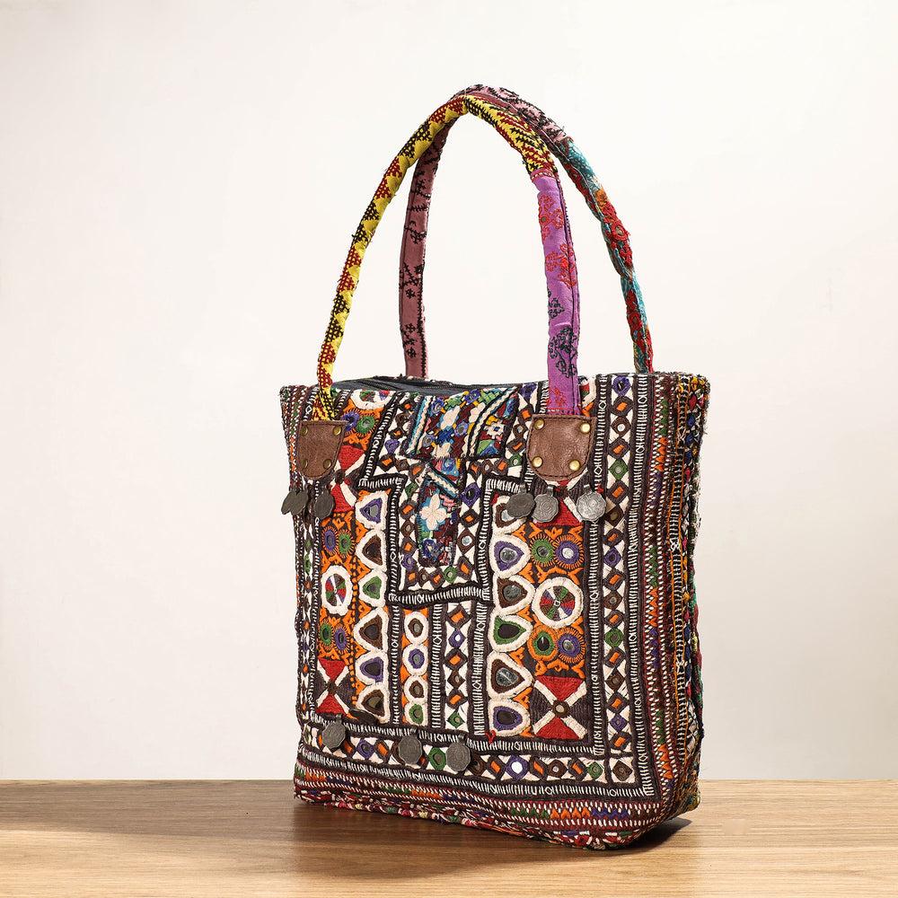 embroidery shoulder bag