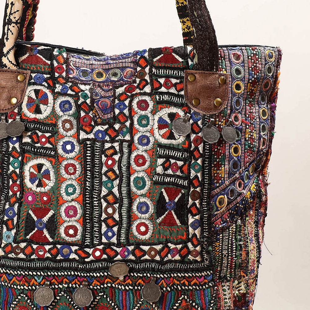 embroidery shoulder bag