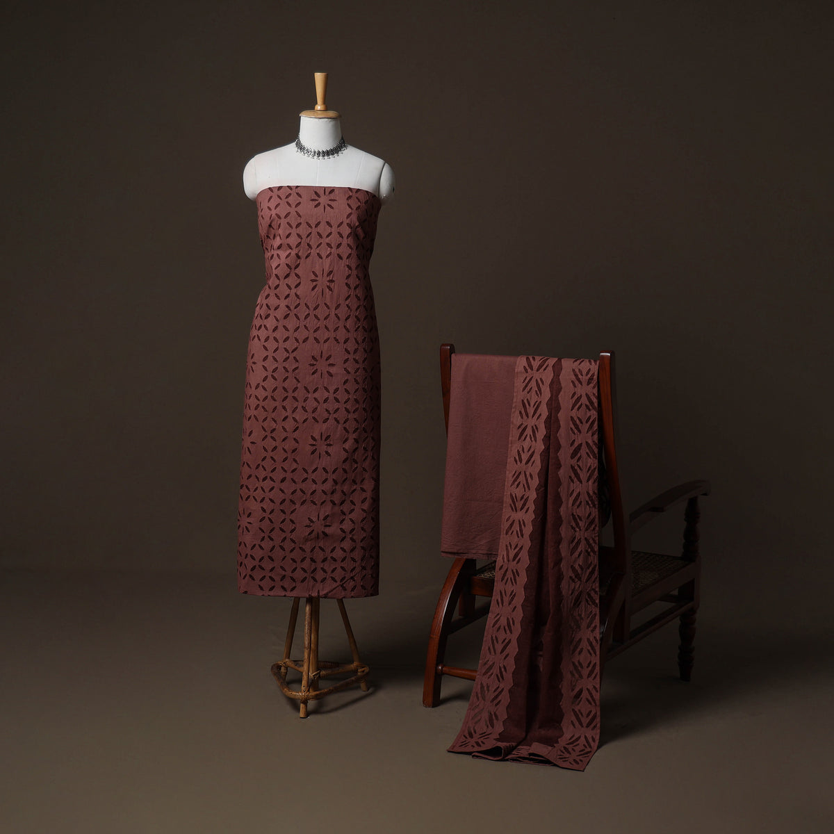 Applique Cutwork Cotton Unstitched Dress Material: Kurta, Bottom & Dupatta 20