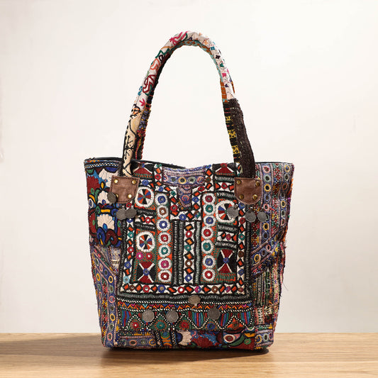 embroidery shoulder bag