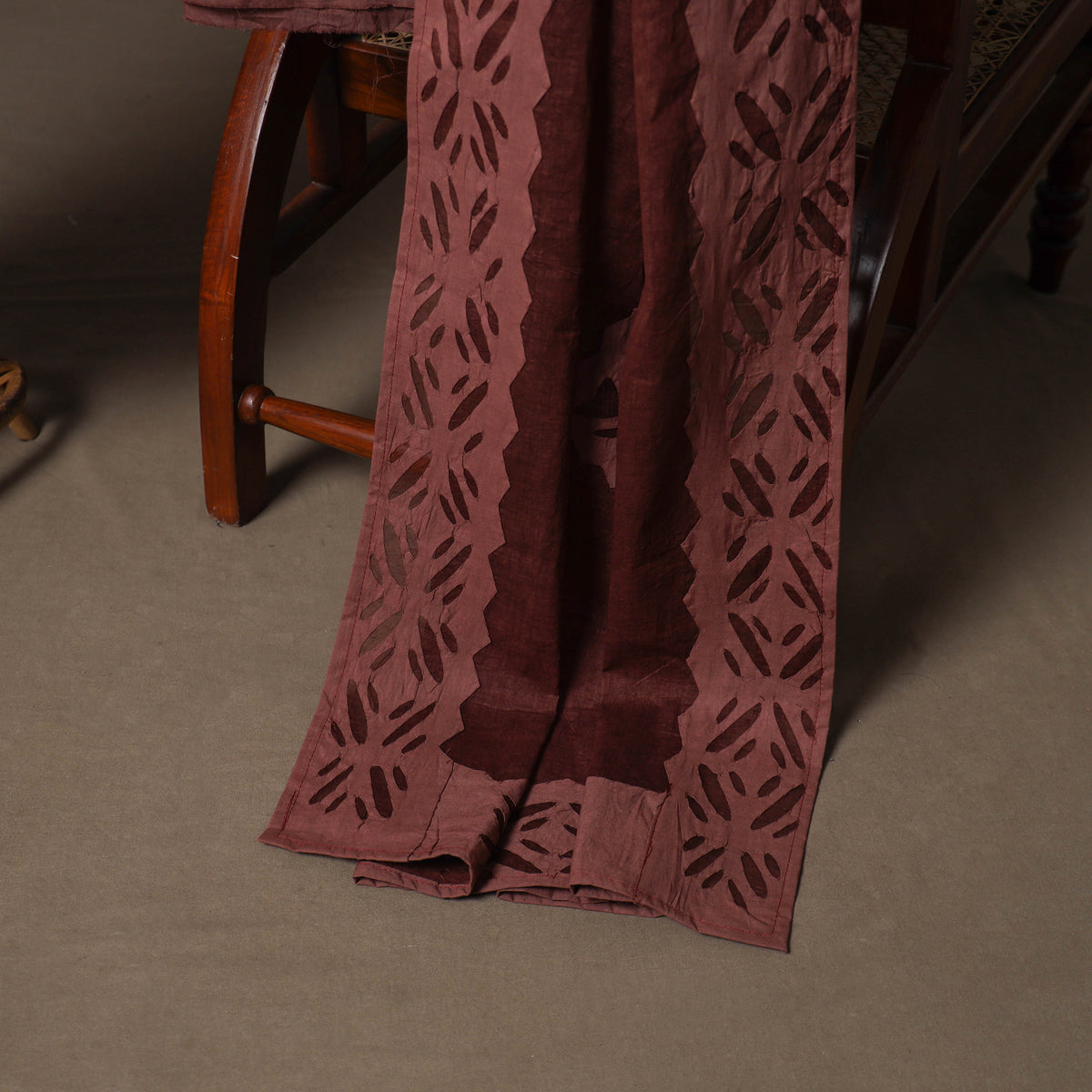 Applique Cutwork Cotton Unstitched Dress Material: Kurta, Bottom & Dupatta 20